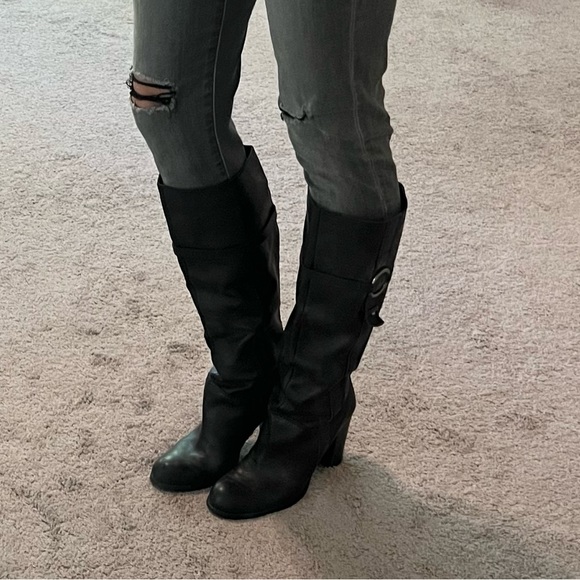 Nine West Women’s Tall Black Boots Size 9 - Picture 3 of 6